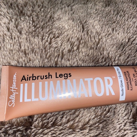 Sally Hansen Airbrush Legs NUDE GLOW Illuminator ROLL-ON - Picture 4 of 5